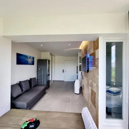Moderne Et Confort